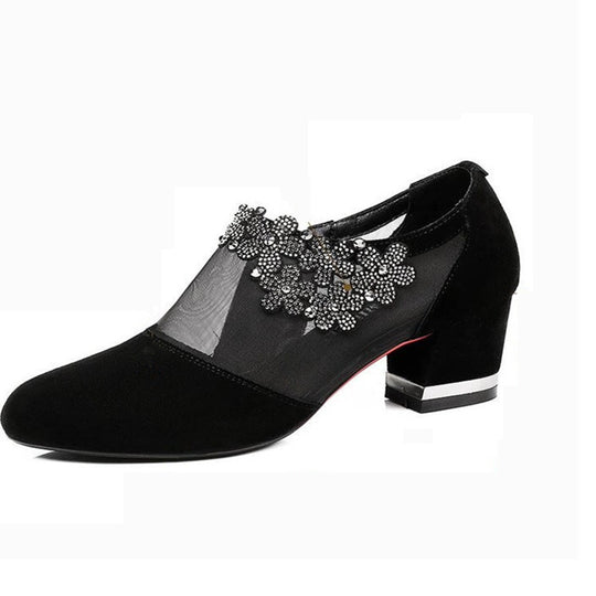 Damen Stiletto Pumps mit transparenten Einsätzen und eleganter Applikation EB