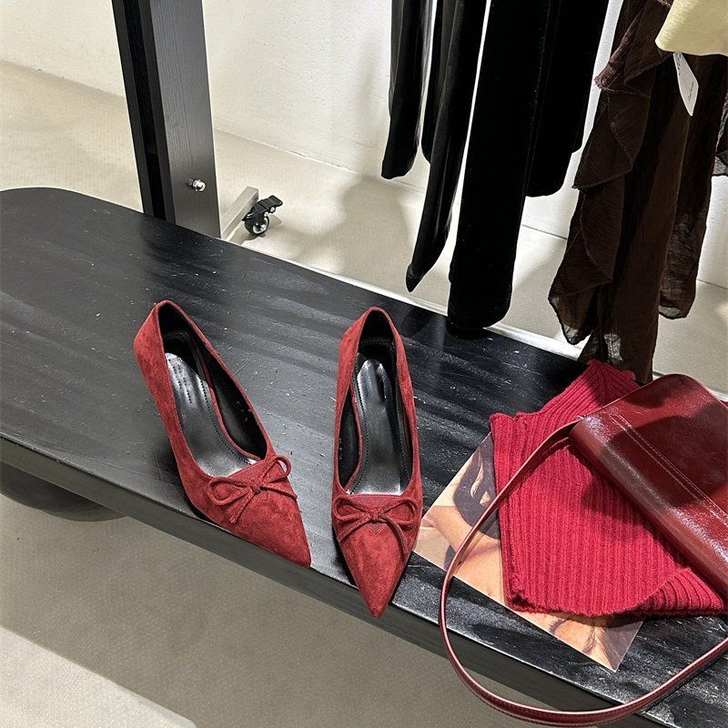 Damen elegante spitze Absätze mit zarter Schleifenverzierung EB