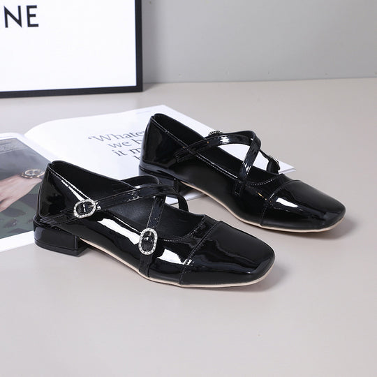 Damen Elegante Flachschuhe mit schimmerndem Obermaterial und verstellbaren Riemen EB