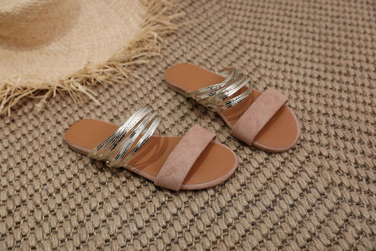 Damen Elegante Riemensandalen mit trendigem Metallakzent und komfortabler Fußbettung EB