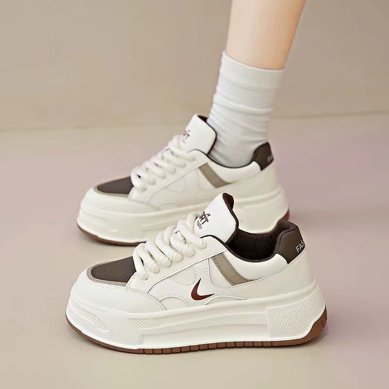 Damen Sportliche Plateau-Sneaker EB