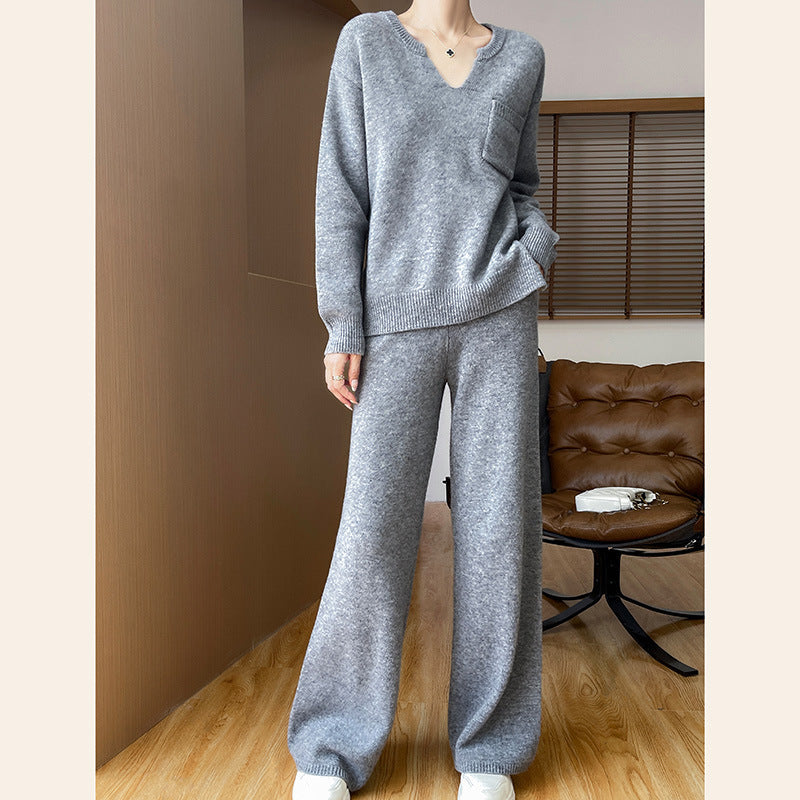 Damen gemütliches Strickensemble mit weitem Pullover und weiten Hosen EB