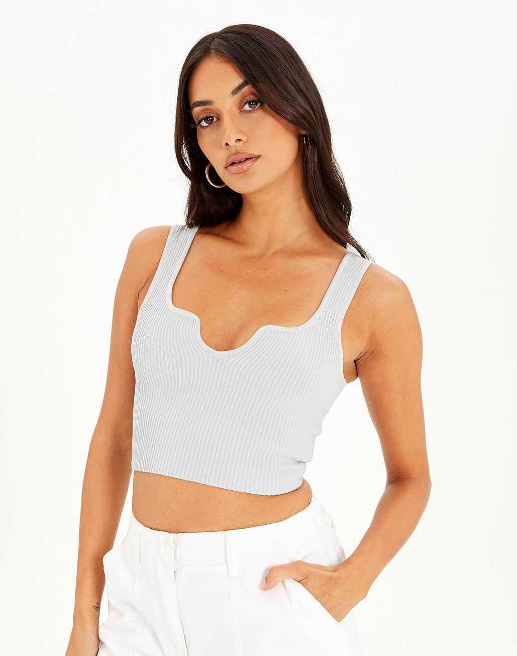 Damen Crop-Top mit Wellen-Ausschnitt und feiner Rippstruktur EB