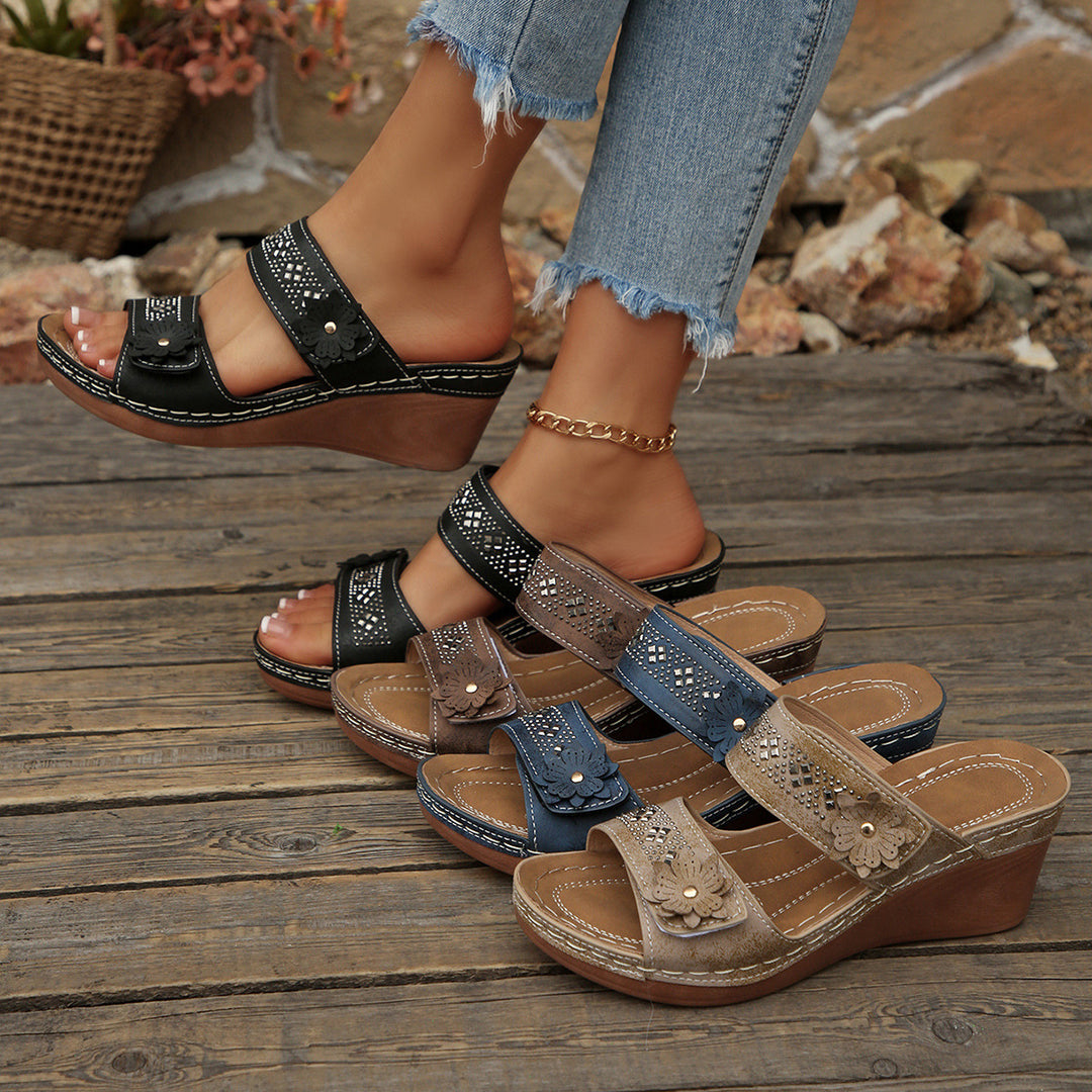 Damen Elegante und bequeme Wedge-Sandalen mit floralen Applikationen EB