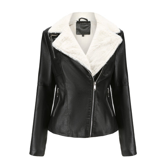 Damen nan taillierte Kunstleder-Bikerjacke mit abnehmbarem Kunstfellkragen und schrägem Reißverschluss EB
