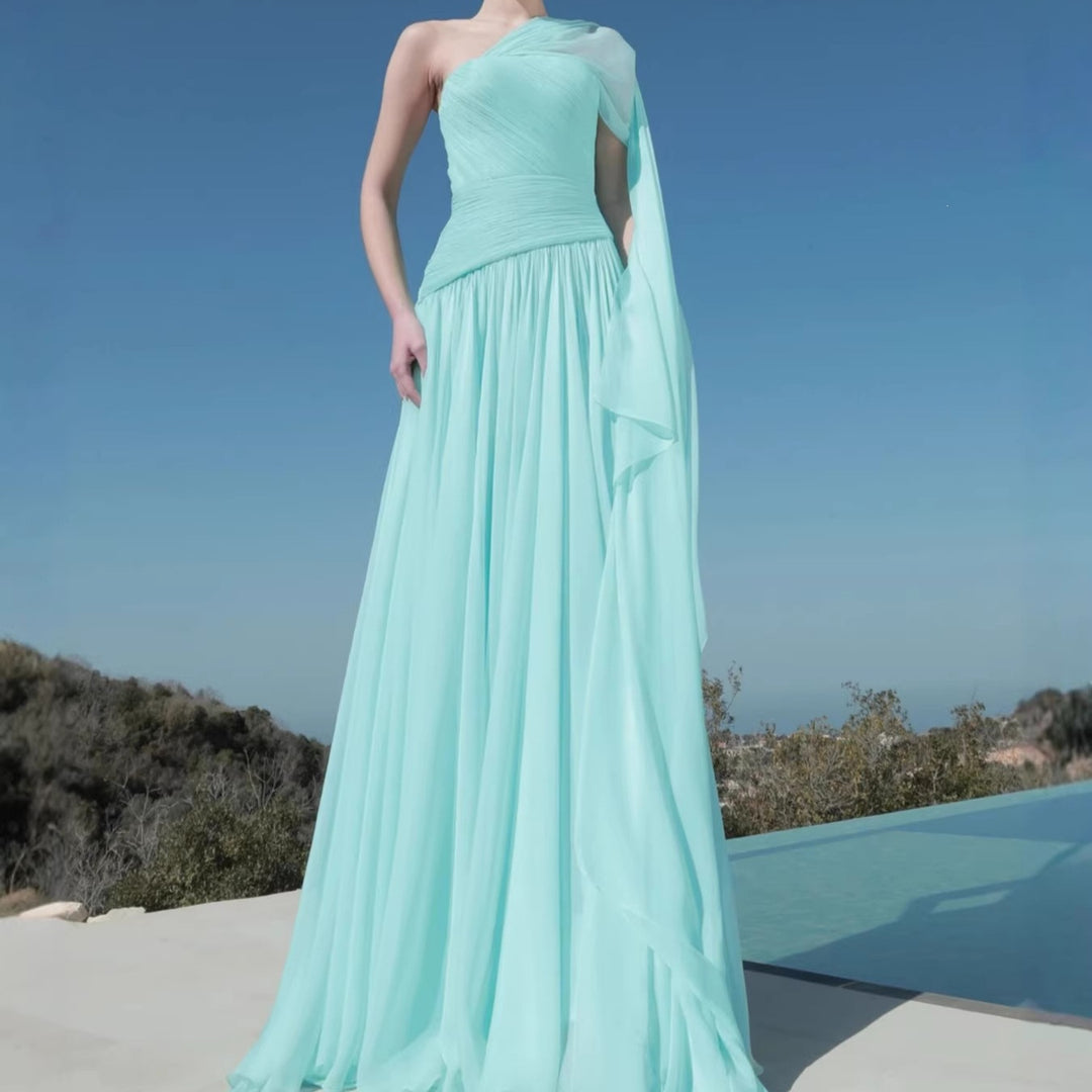 Damen Maxi-Kleid mit asymmetrischem Ausschnitt und fließendem Stoff EB
