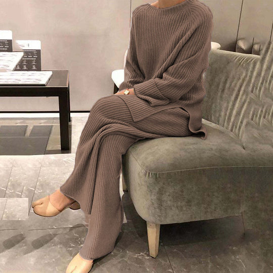 Damen Strickanzug mit lässigem und elegantem Schnitt EB