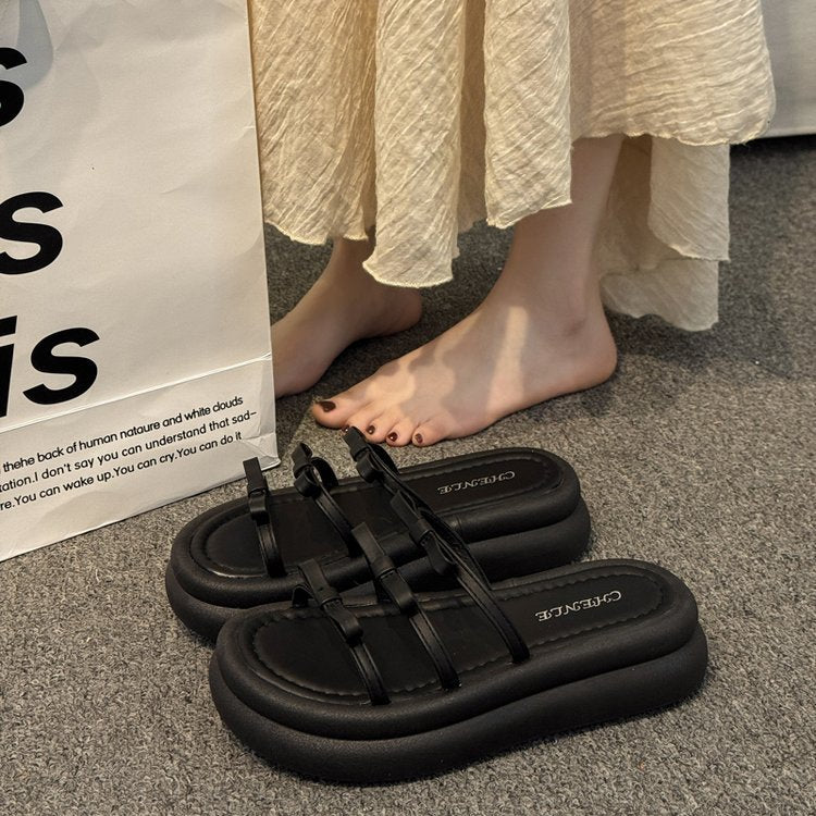 Damen modische Clogs mit gemusterten Riemen und komfortabler Fußbettgestaltung EB