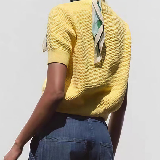 Damen Modische Strickjacke mit kurzen Ärmeln und glänzenden Knopfdetails EB