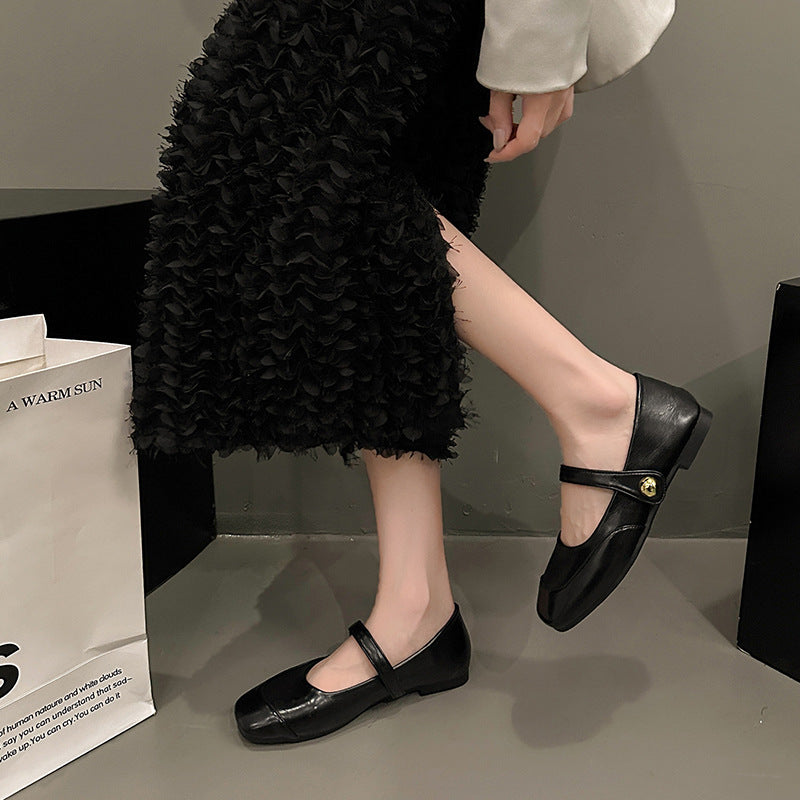 Damen Ballerinas mit elegantem Riemen und weicher Lederoberfläche EB
