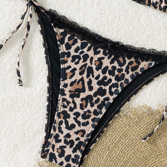 Damen Triangel-Bikini mit Spitzendetails und verstellbaren Trägern EB