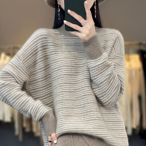 Damen Strickpullover mit modernem Streifenmuster und bequemen Daumenlöchern EB