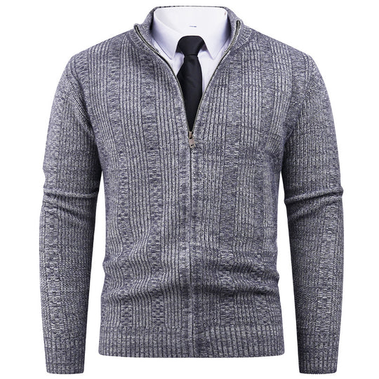 Herren Strickjacke mit modernem Reißverschluss und Zopfmuster EB