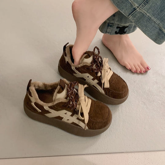 Damen Bequeme Sneaker mit flauschigem Innenfutter und modischem Obermaterial EB