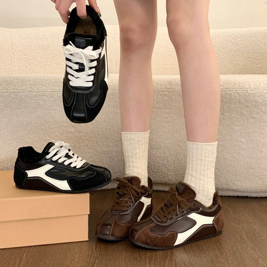 Damen Sneaker mit warmem Kunstfellfutter und rutschfester Sohle EB