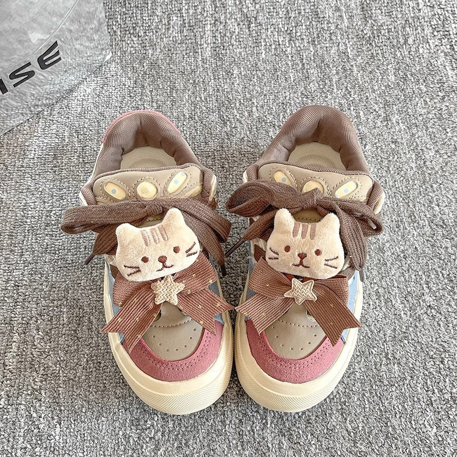 Damen Verspielte Sneakers mit Tiermotiven und dekorativen Schnürsenkeln EB