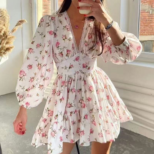 Damen Boho-florales Minikleid mit V-Ausschnitt und Puffärmeln EB