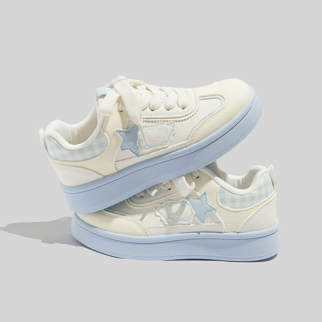 Damen Sneakers mit verspieltem Sternenmuster und weichem Innenfutter EB