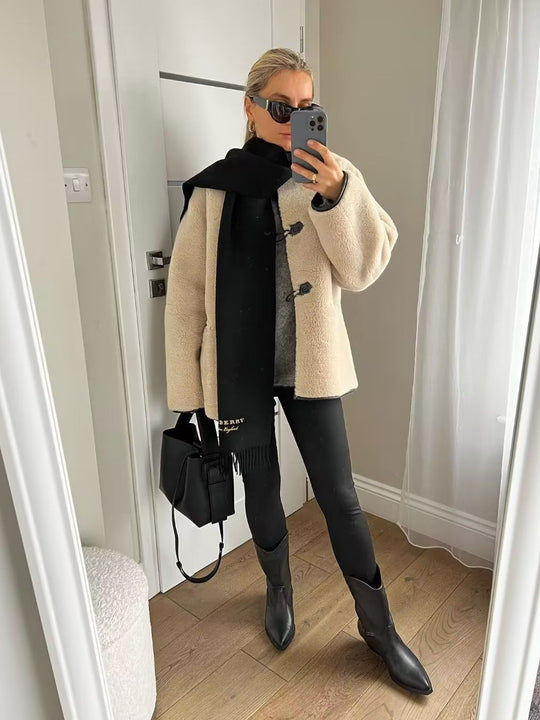 Damen Fleecejacke mit modernen Knopfdetails und seitlichen Eingrifftaschen EB