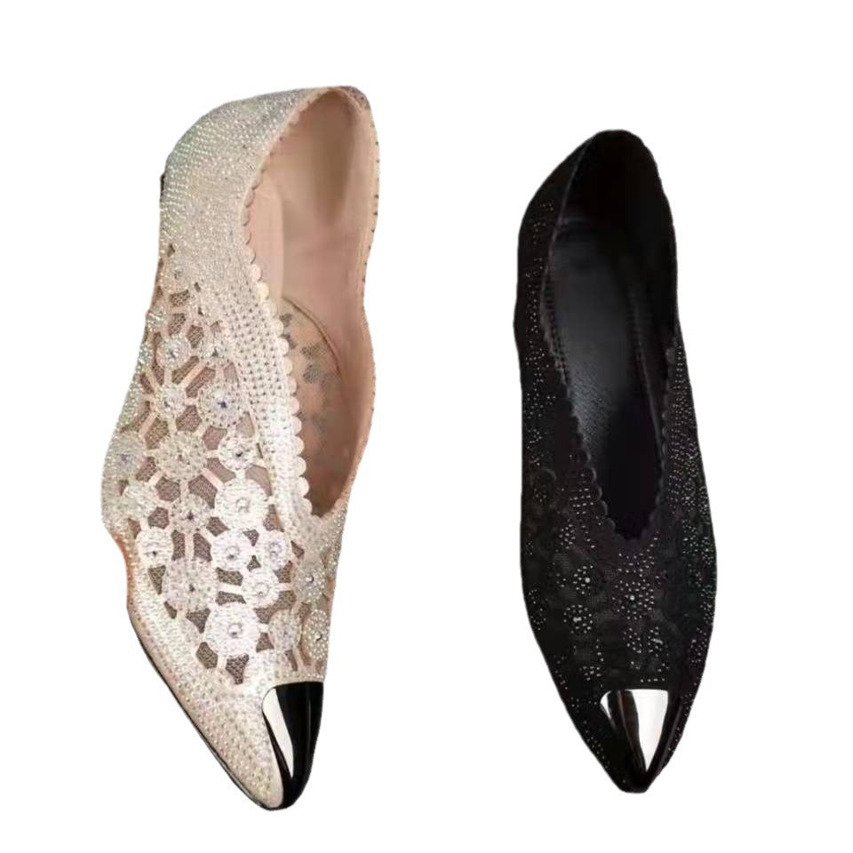 Damen Elegante Pumps mit funkelnden Kristallverzierungen und modischem Spitzendesign EB