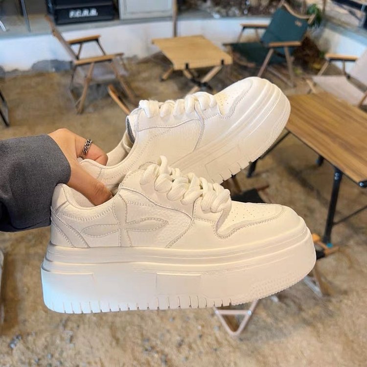 Damen Chunky Sneakers mit hochgradiger Dämpfung und atmungsaktiver Oberflächenstruktur EB