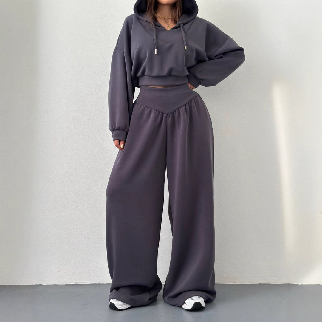 Damen nan luxuriöses Freizeitset Kapuzenpullover mit V-Ausschnittdetail und Culotte mit hoher Taille EB