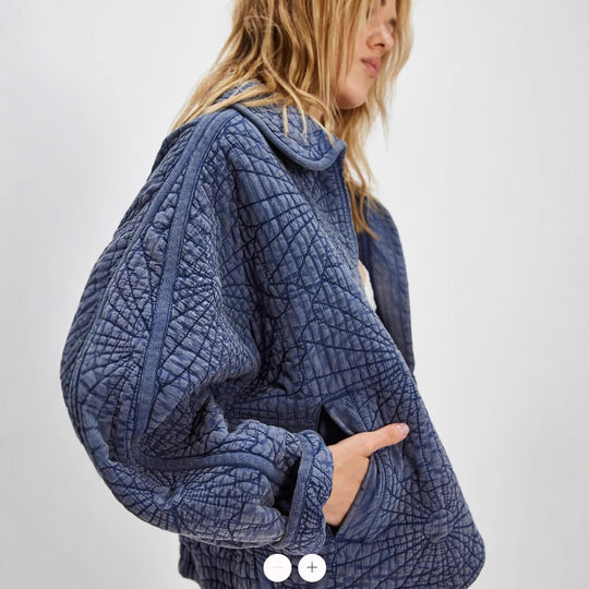 Damen kuschelige Steppjacke mit großem Kragen EB
