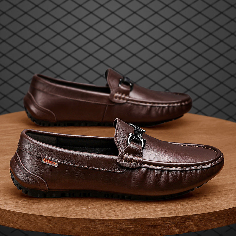 Herren eleganter Mokassin‑Loafer aus softem Kunstleder mit dekorativer Metallschnalle und profilierter Gummilaufsohle EB
