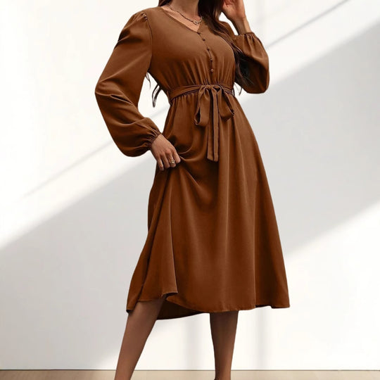 Damen Midikleid mit Taillengürtel und Knopfdetails EB