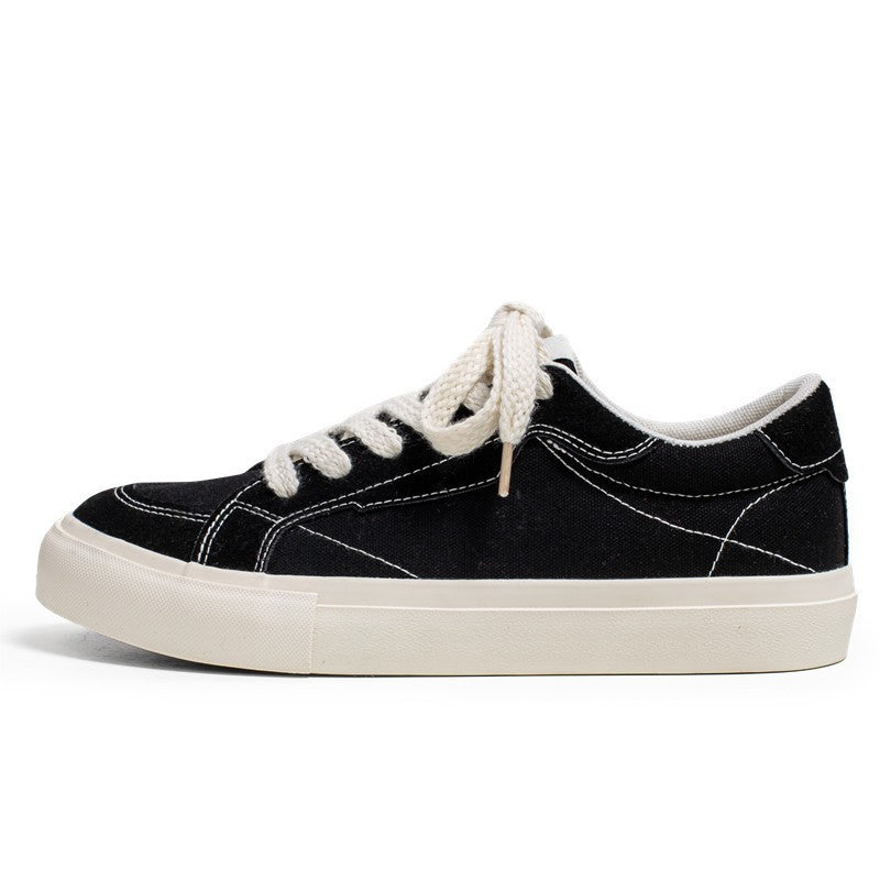 Unisex lässiger Canvas-Low-Top Sneaker mit kontrastnaher Ziersteppung und gepolsterter Plateausohle EB