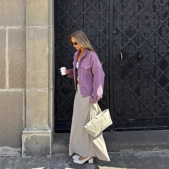Damen Oversized Cordjacke mit praktischen Taschen und dezentem Streifenmuster EB