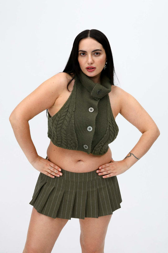 Damen gehäkeltes Crop-Oberteil mit hochgeschlossenem Kragen und Knopfleiste EB