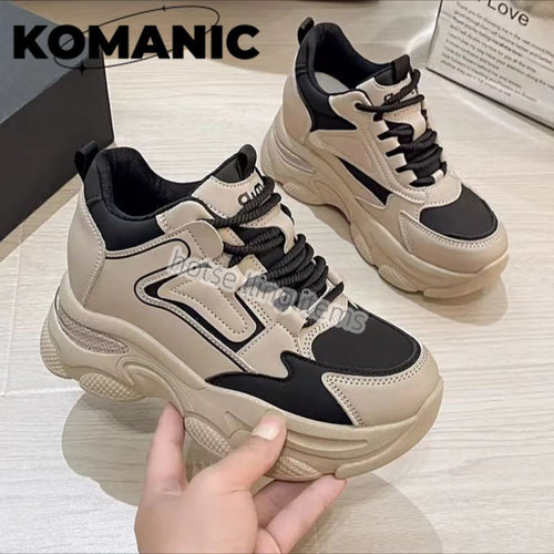 Damen Sportliche Chunky Sneakers mit gepolsterter Sohle und modischem Design EB