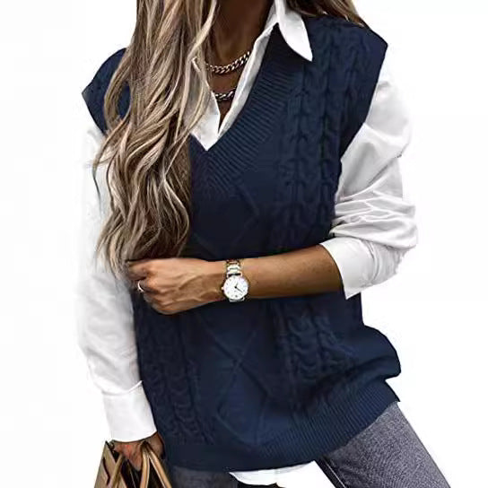 Damen Strickweste mit Zopfdesign und V-Ausschnitt EB