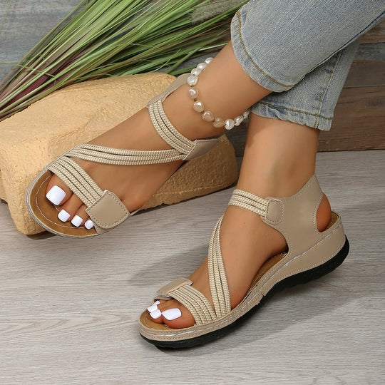 Damen Komfortable und elegante Sandalen mit verstellbarem Riemendesign EB