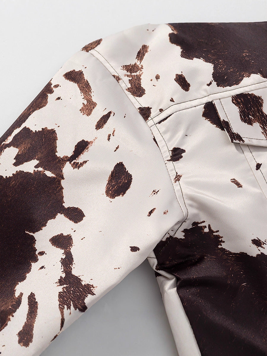 Damen lässige Jeansjacke im modernen Cow-Print-Design EB