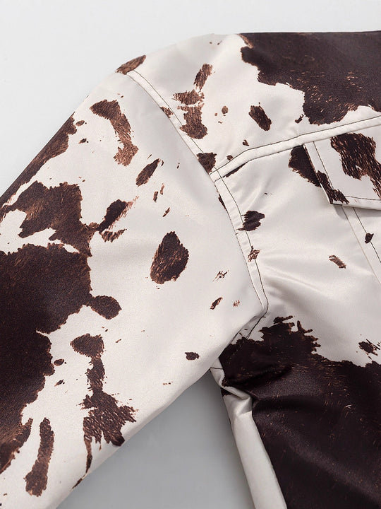 Damen lässige Jeansjacke im modernen Cow-Print-Design EB