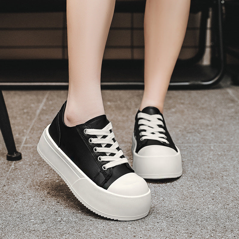 Damen modische Plattform-Sneaker mit lackiertem Obermaterial und klassischem Schnürsystem EB