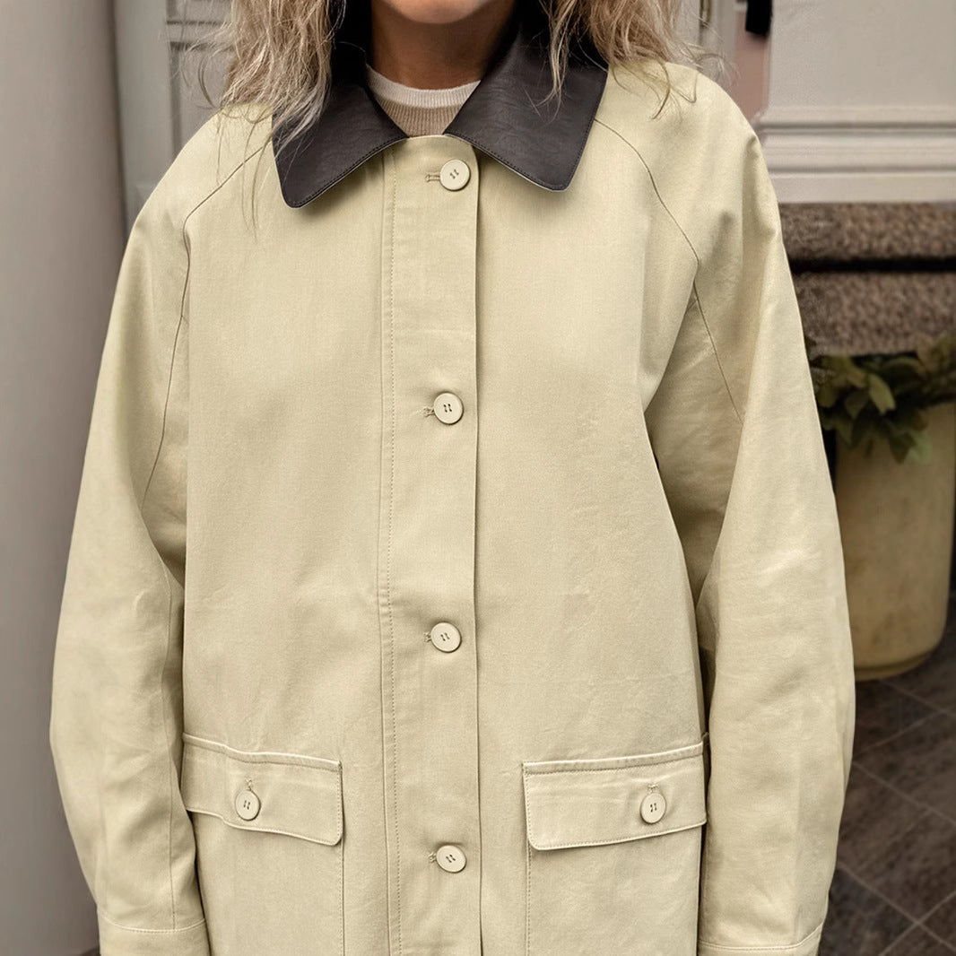 Damen Urbaner Utility-Mantel mit kontrastierendem Kragen und praktischen Taschen EB