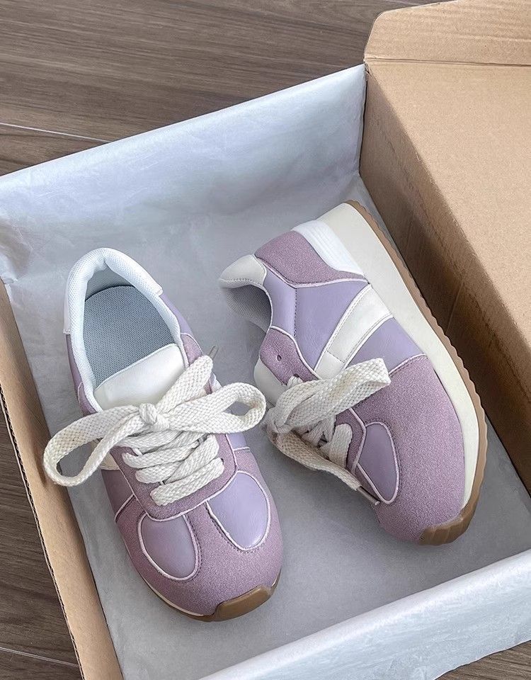Damen Sportliche Sneaker mit bequemer Dämpfung und atmungsaktiver Oberflächenstruktur EB