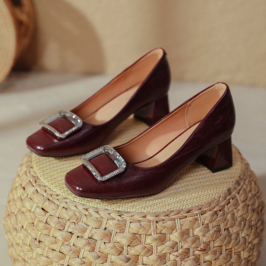 Damen eleganter Blockabsatz-Pumps mit funkelndem Schmuckdetail EB