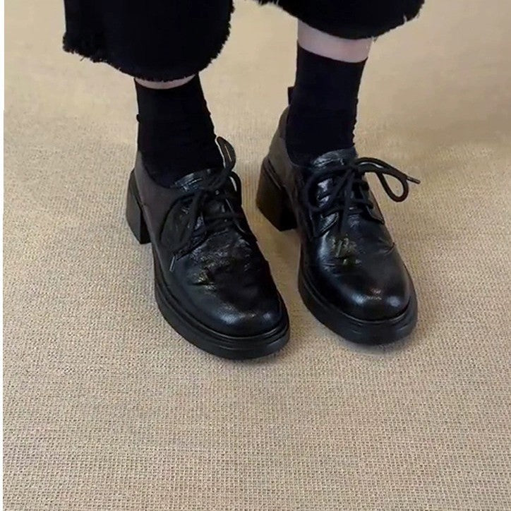Damen Elegante Schnürschuhe mit modernem Blockabsatz und glänzender Oberfläche EB