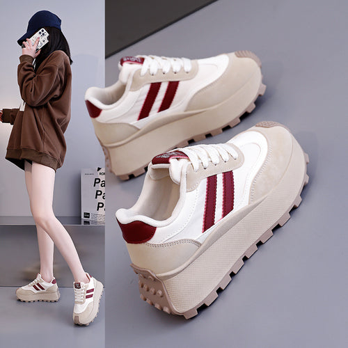 Damen Plateausneaker mit moderner Designästhetik und hohem Tragekomfort EB