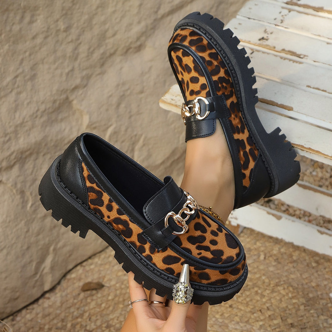 Damen Mokassins mit Leopardenmuster und Ketten-Detail EB