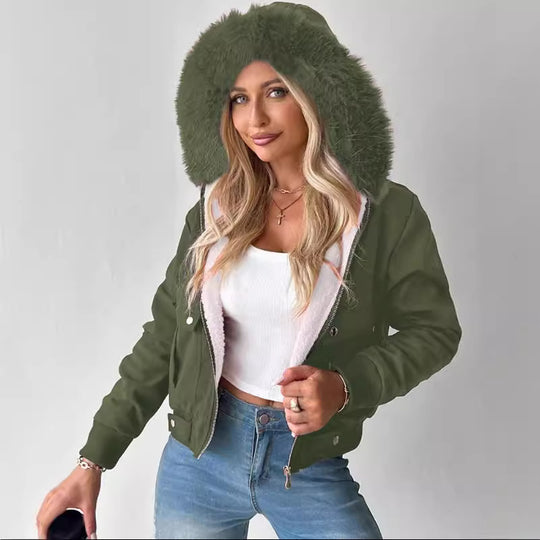 Damen Kurzblouson Winterjacke mit Teddyfutter und abnehmbarer Kunstfellkapuze EB