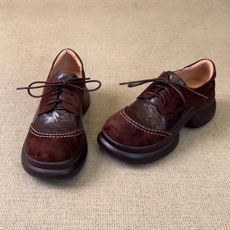 Damen Bequeme und elegante Schnürschuhe mit modischen Akzenten EB