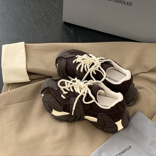 Damen Sportliche Sneakers mit robustem Design und atmungsaktiver Mesh-Oberfläche EB