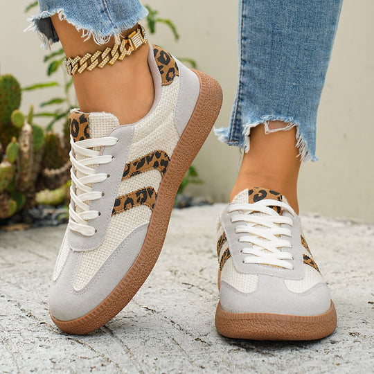 Damen Sportliche Sneakers mit Leoprint-Design und atmungsaktiver Oberflächenstruktur EB