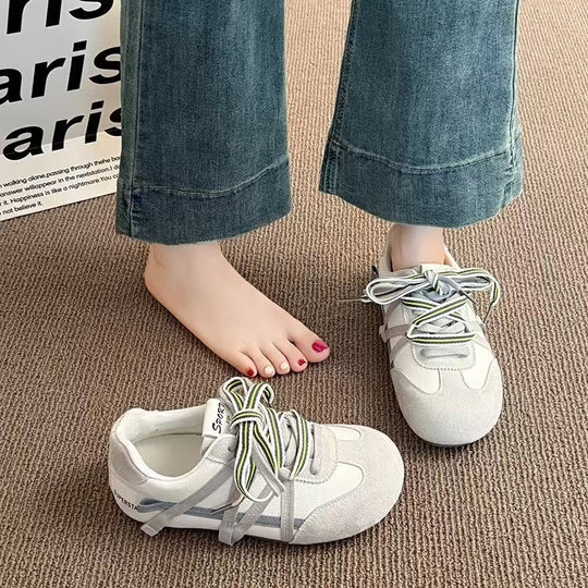 Damen Modische Sneaker mit innovativer Schnürung und atmungsaktiver Innenstruktur EB