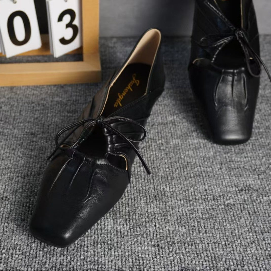 Damen elegante Slip-On Ballerinas mit kunstvollem Riemendetail EB